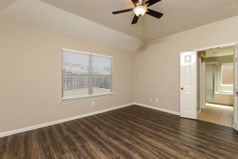 1,945/Mo, 8450 Pale Horse Ln San Antonio, TX 78254 Main Bedroom View