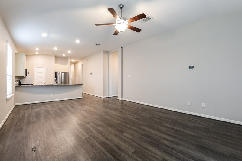 1,860/Mo, 13338 Badlands Bnd Saint Hedwig, TX 78152 Living Room View