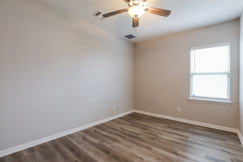 1,860/Mo, 13338 Badlands Bnd Saint Hedwig, TX 78152 Bedroom View 2