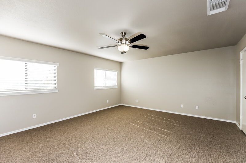 1,815/Mo, 5207 Colton Crk San Antonio, TX 78251 Main Bedroom View