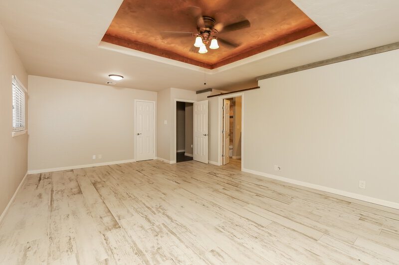 2,280/Mo, 6138 Bloomwood St San Antonio, TX 78249 Main Bedroom View