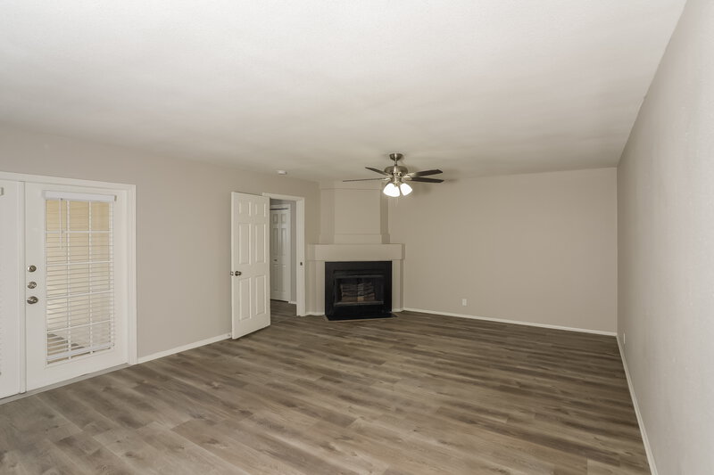 2,415/Mo, 7680 Cascade Oak Dr San Antonio, TX 78249 Misc View 2