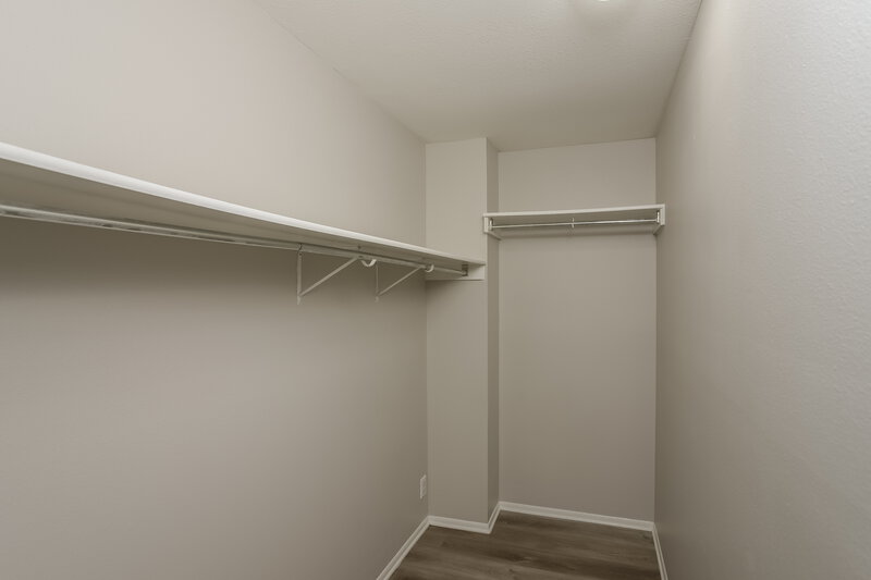 2,415/Mo, 7680 Cascade Oak Dr San Antonio, TX 78249 Amenities View