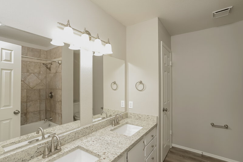 2,415/Mo, 7680 Cascade Oak Dr San Antonio, TX 78249 Misc View 8