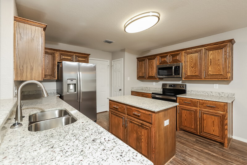 1,890/Mo, 7406 Horizon Pt San Antonio, TX 78242 Kitchen View