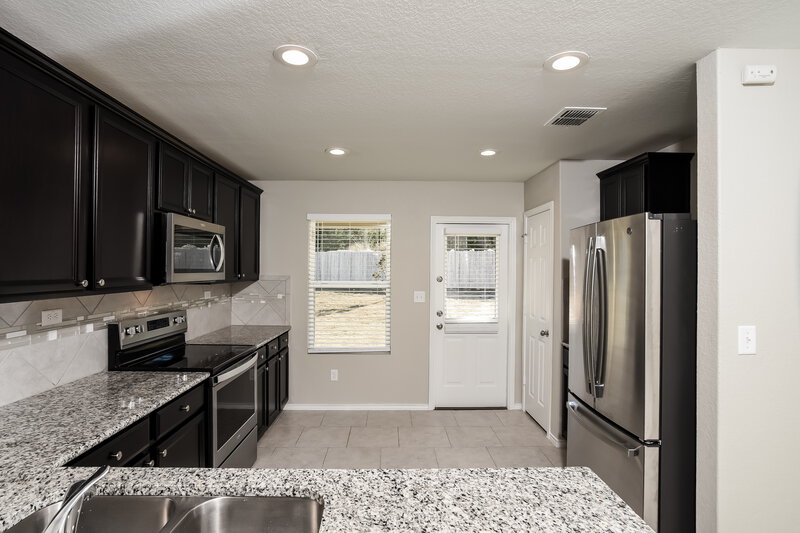 2,020/Mo, 10730 Castello Cyn San Antonio, TX 78254 Kitchen View