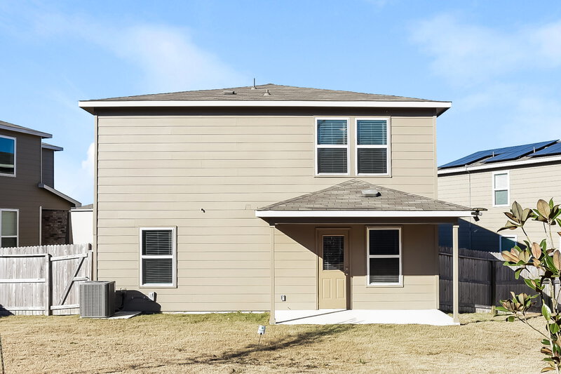 2,020/Mo, 10730 Castello Cyn San Antonio, TX 78254 Rear View