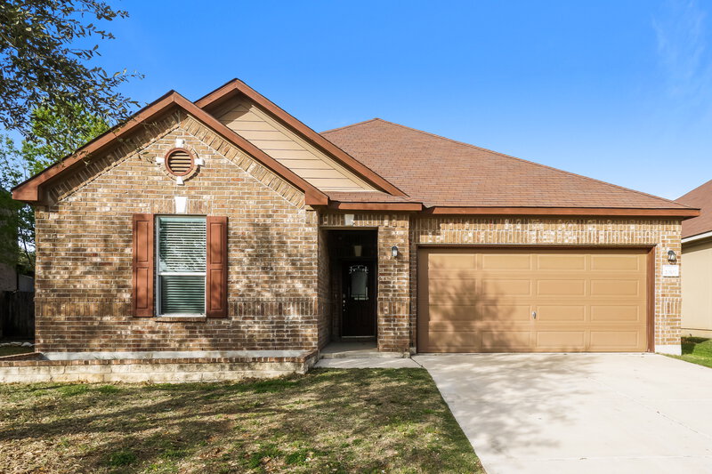 2,400/Mo, 20107 Silver Strm San Antonio, TX 78259 External View