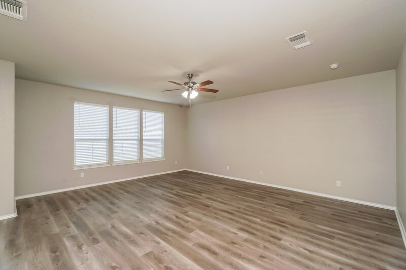 2,400/Mo, 20107 Silver Strm San Antonio, TX 78259 Living Room View