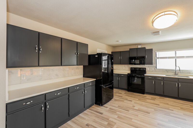 2,105/Mo, 13407 Alder Creek Dr San Antonio, TX 78247 Kitchen View