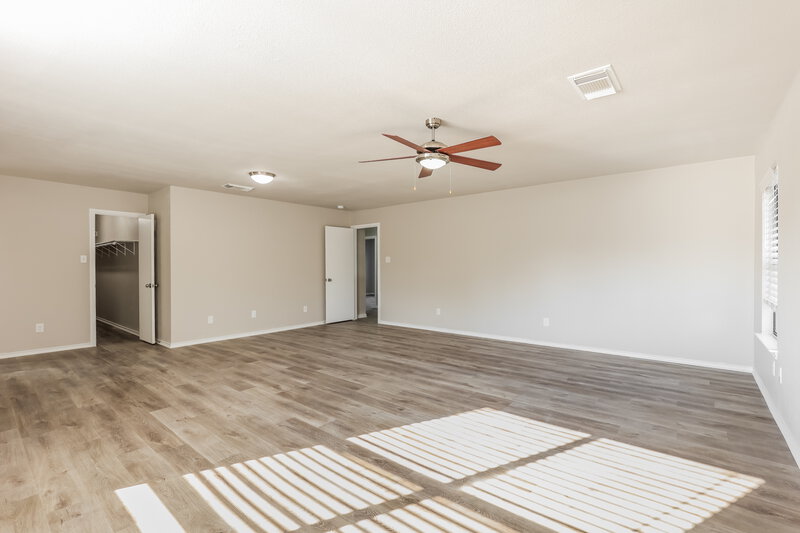 2,105/Mo, 13407 Alder Creek Dr San Antonio, TX 78247 Main Bedroom View 2