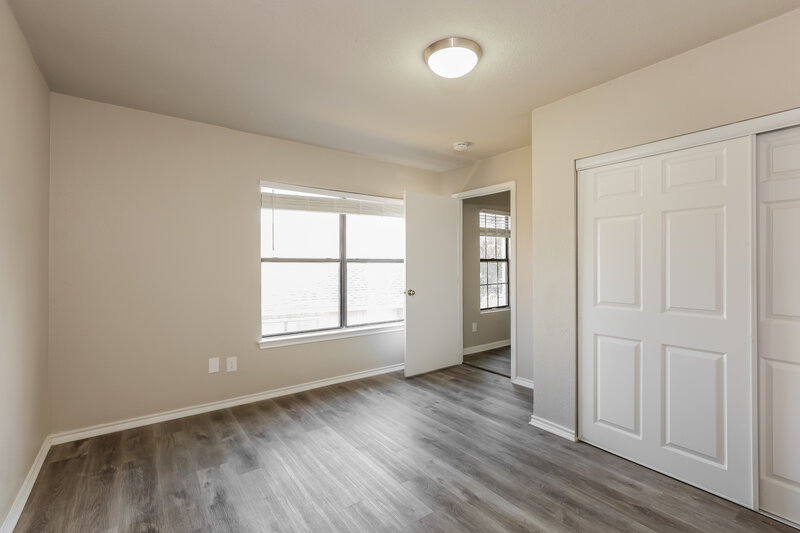 2,105/Mo, 13407 Alder Creek Dr San Antonio, TX 78247 Bedroom View 2