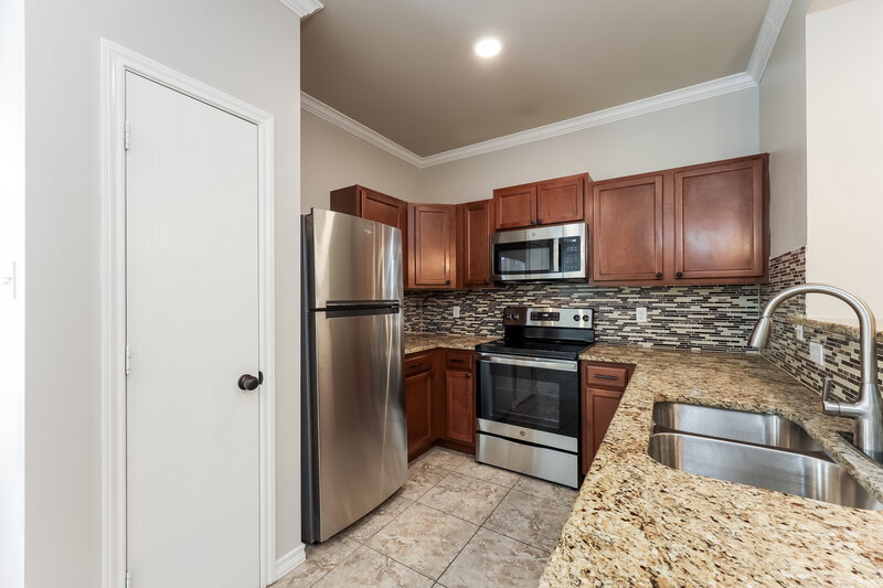 1,680/Mo, 6307 Aspen Hl San Antonio, TX 78238 Kitchen View