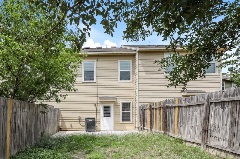 1,680/Mo, 6307 Aspen Hl San Antonio, TX 78238 Rear View