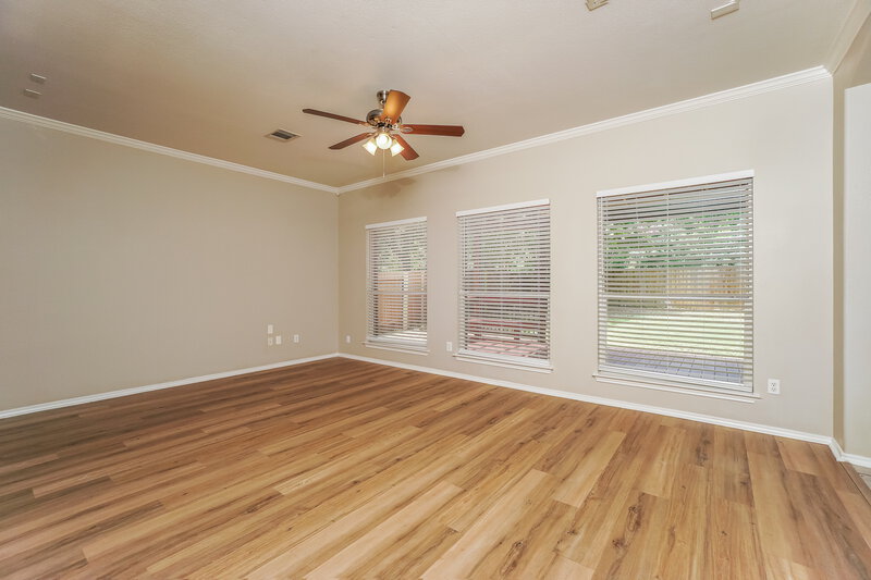 2,035/Mo, 9202 Hilltop Crossing Dr San Antonio, TX 78251 Misc View 3