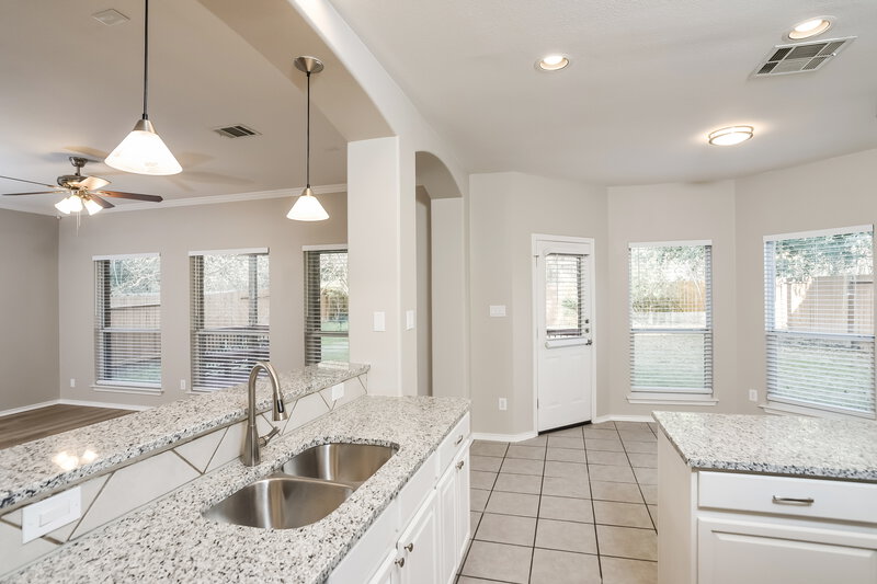 2,045/Mo, 9202 Hilltop Crossing Dr San Antonio, TX 78251 Misc View 6