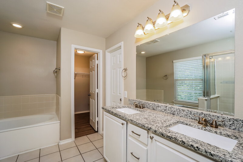 2,035/Mo, 9202 Hilltop Crossing Dr San Antonio, TX 78251 Misc View 12