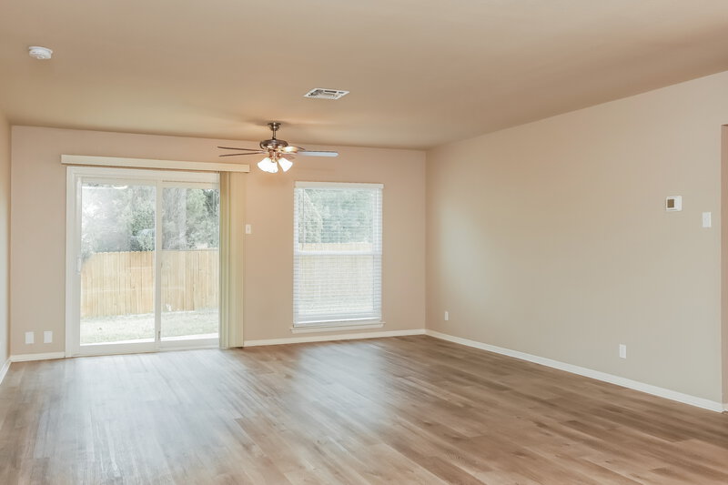 1,640/Mo, 10614 Cherry Laurel San Antonio, TX 78245 Living Room View