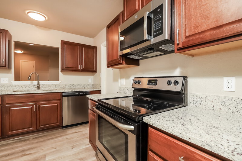 1,640/Mo, 10614 Cherry Laurel San Antonio, TX 78245 Kitchen View 3