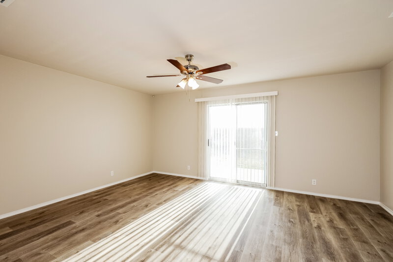2,160/Mo, 2614 Gato del Sol San Antonio, TX 78245 Living Room View
