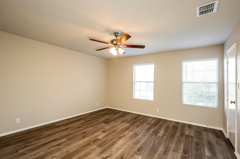 2,160/Mo, 2614 Gato del Sol San Antonio, TX 78245 Family Room View 2
