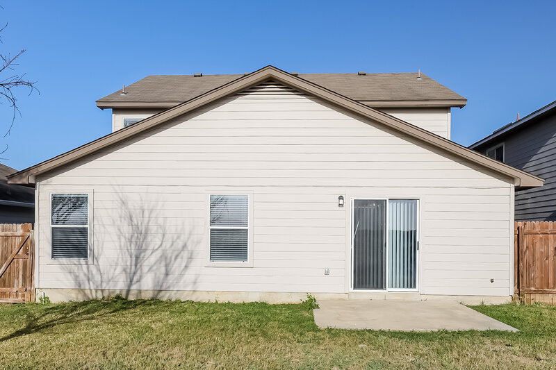 2,160/Mo, 2614 Gato del Sol San Antonio, TX 78245 Rear View