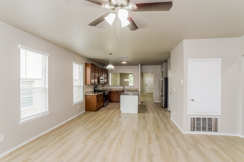 1,595/Mo, 12443 Old Glory Ave San Antonio, TX 78253 Living Room View