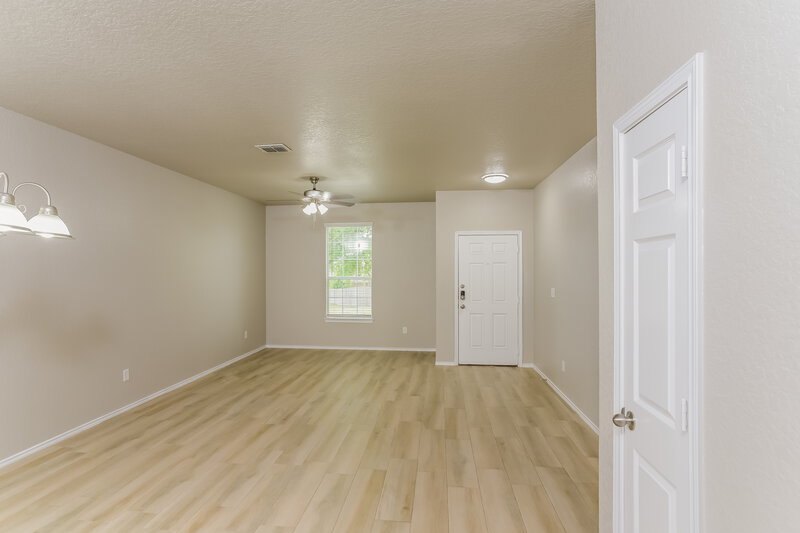 1,595/Mo, 12443 Old Glory Ave San Antonio, TX 78253 Dining Room View