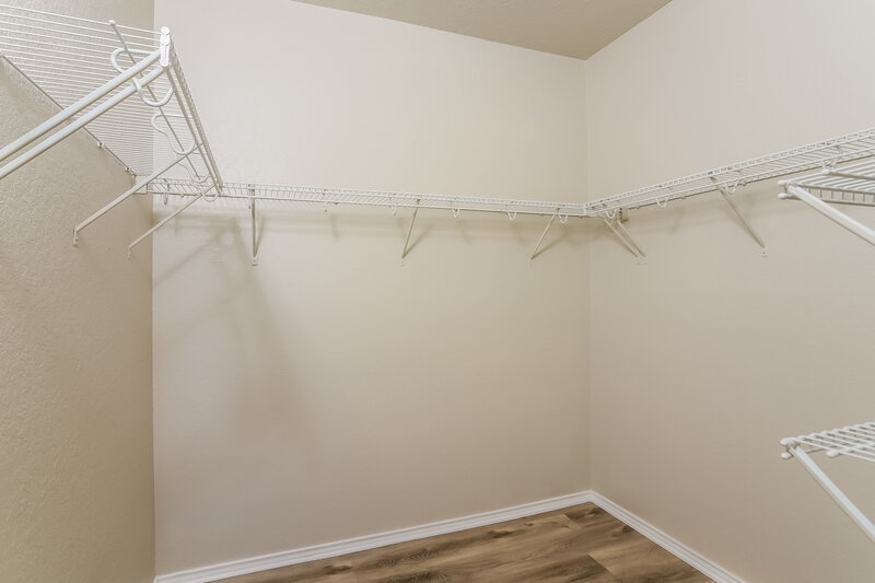 1,595/Mo, 12443 Old Glory Ave San Antonio, TX 78253 Walk In Closet View