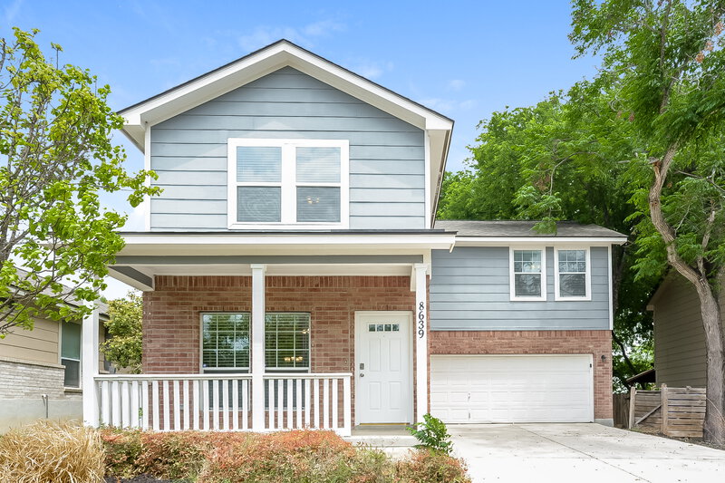 1,985/Mo, 8639 Sunny Oaks San Antonio, TX 78250 External View