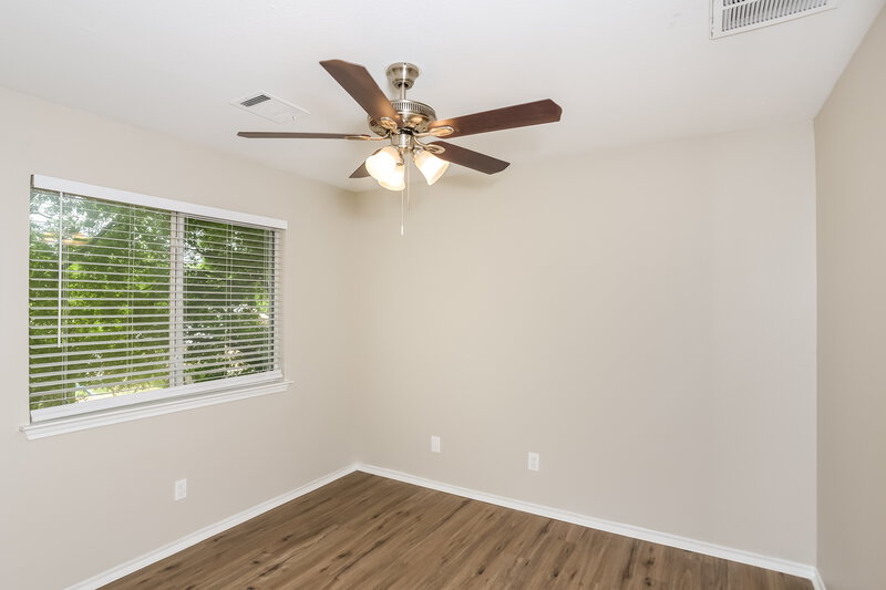 1,985/Mo, 8639 Sunny Oaks San Antonio, TX 78250 Bedroom View 2