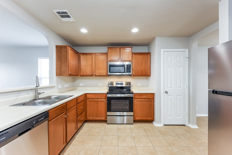 2,035/Mo, 11422 Fort Smith San Antonio, TX 78245 Kitchen View