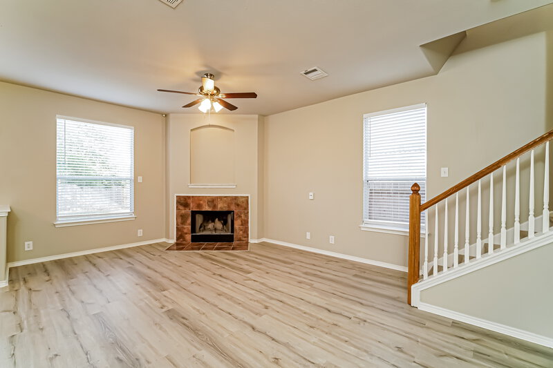 2,225/Mo, 552 Foxford Run Dr Schertz, TX 78108 Living Room View