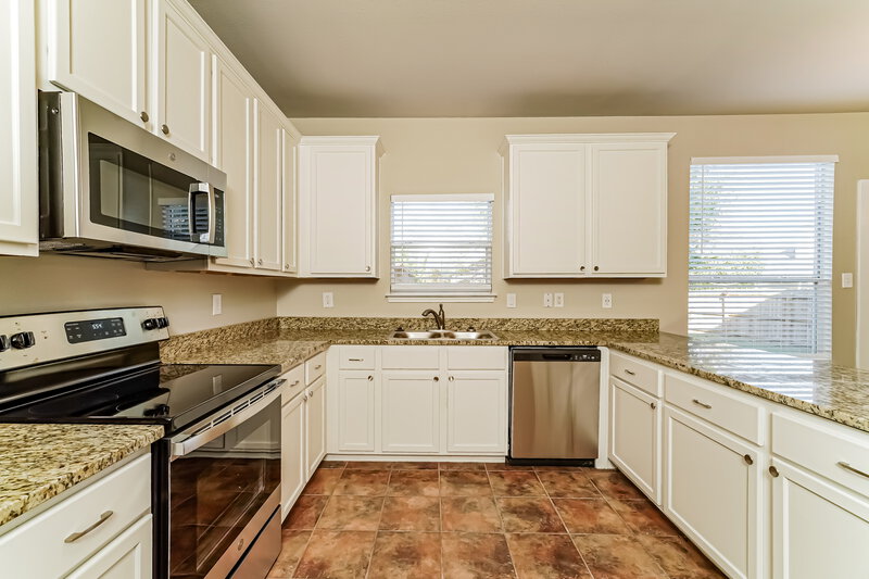 2,225/Mo, 552 Foxford Run Dr Schertz, TX 78108 Kitchen View