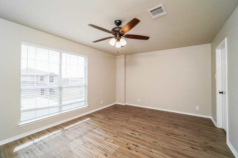2,275/Mo, 2123 Dodge Dr New Braunfels, TX 78130 Main Bedroom View