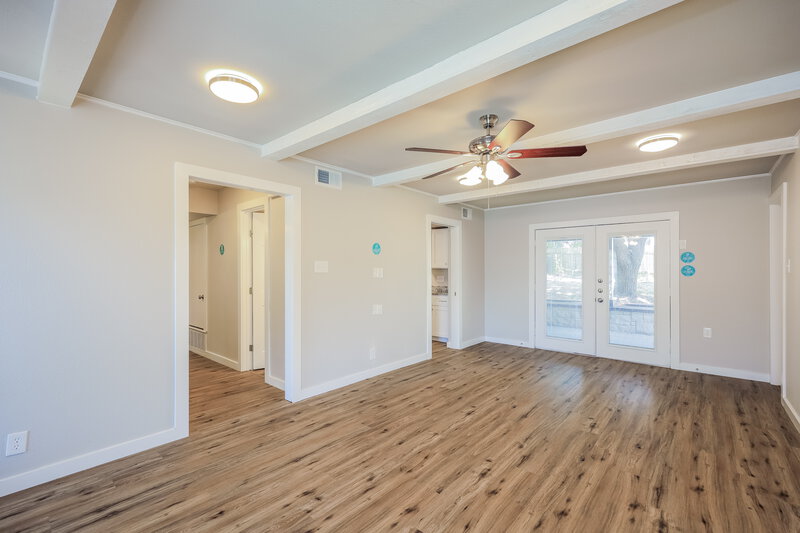 1,905/Mo, 6307 Handsome Lake Dr Leon Valley, TX 78238 Living Room View 2