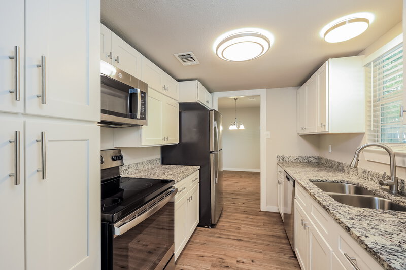 1,905/Mo, 6307 Handsome Lake Dr Leon Valley, TX 78238 Kitchen View 2