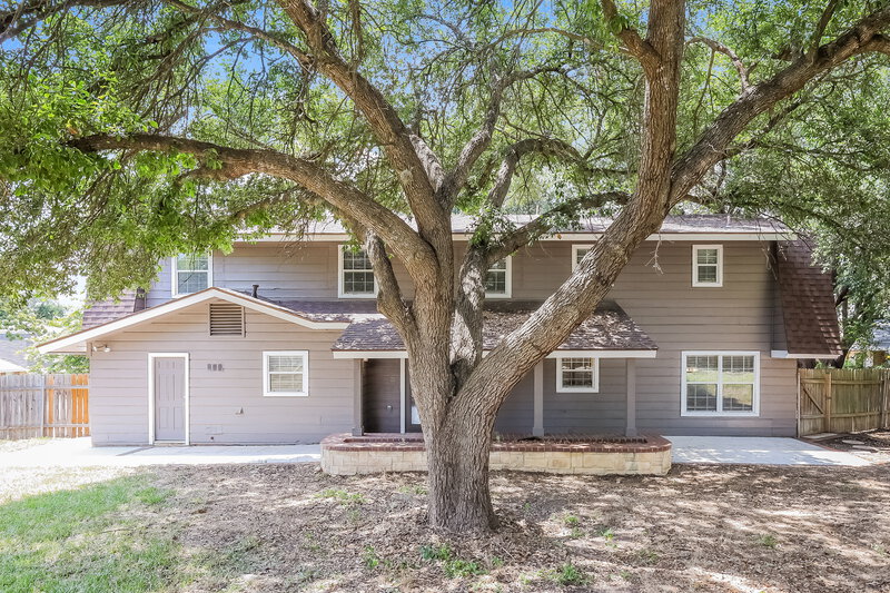 1,905/Mo, 6307 Handsome Lake Dr Leon Valley, TX 78238 Rear View