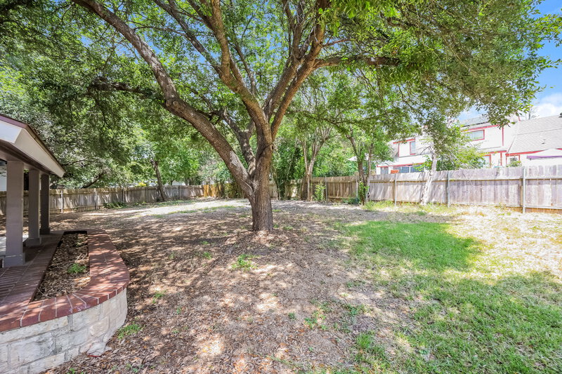 1,905/Mo, 6307 Handsome Lake Dr Leon Valley, TX 78238 Rear View 2