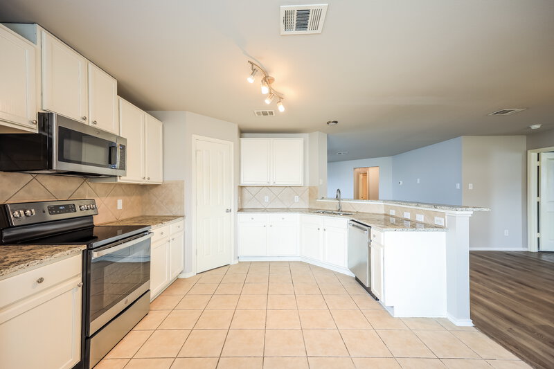 1,760/Mo, 3654 Archer Blvd New Braunfels, TX 78132 Kitchen View