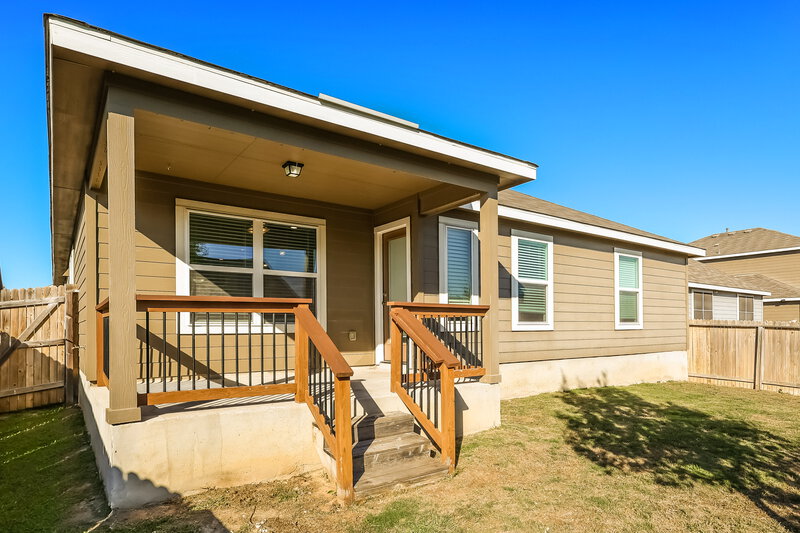 2,095/Mo, 10526 Rosalina Loop Converse, TX 78109 Rear View