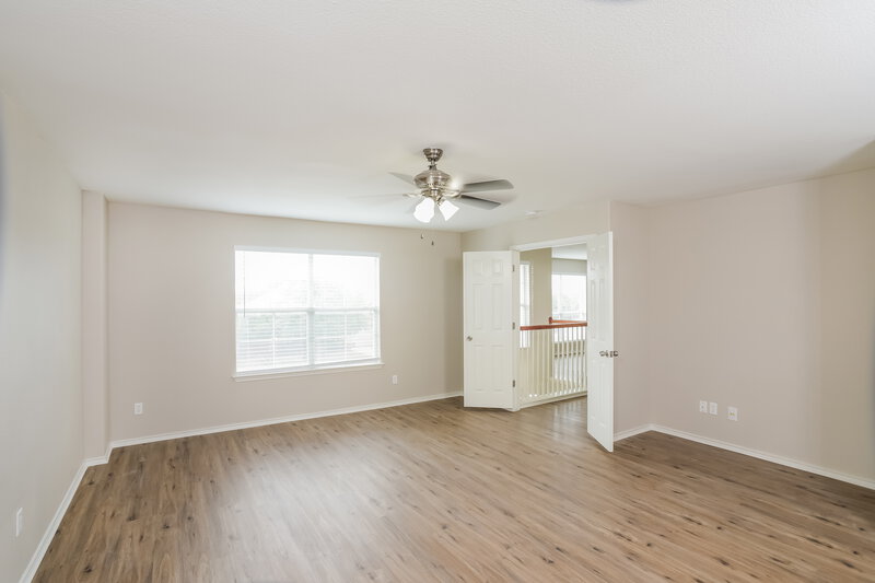 2,015/Mo, 9941 Pony Spur San Antonio, TX 78254 Main Bedroom View 2