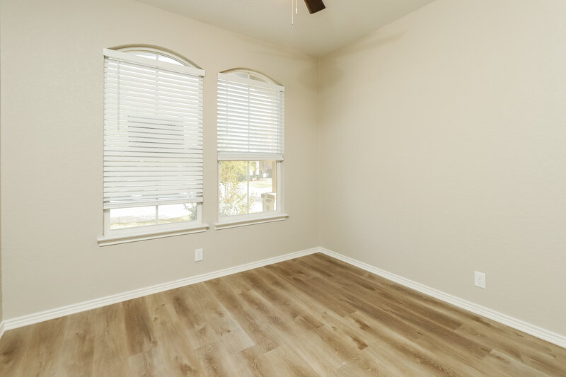 2,460/Mo, 9419 Palomino Path San Antonio, TX 78254 Bedroom View