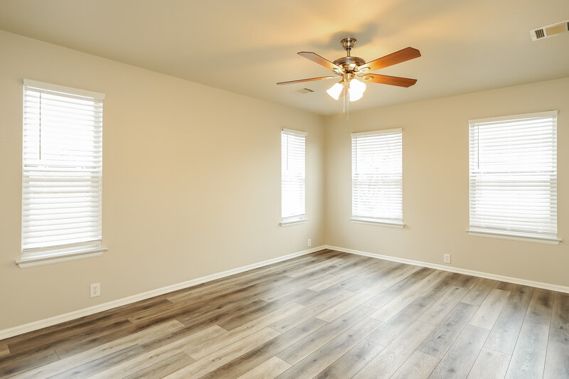 1,900/Mo, 2634 Grayson Way # 2634 San Antonio, TX 78232 Main Bedroom View
