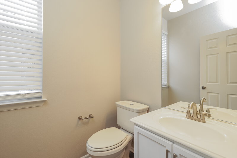 1,900/Mo, 2634 Grayson Way # 2634 San Antonio, TX 78232 Powder Room View