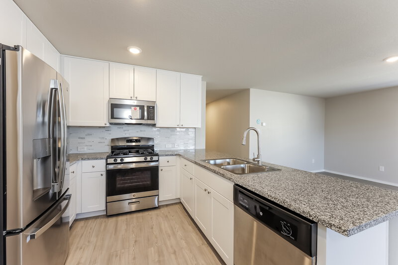 2,115/Mo, 8018 Dovers Den San Antonio, TX 78253 Kitchen View 2