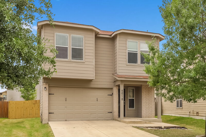 0/Mo, 6018 Blossom Bnd San Antonio, TX 78218 Front View