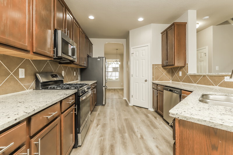 2,585/Mo, 6319 Tulia Way San Antonio, TX 78253 Kitchen View 2