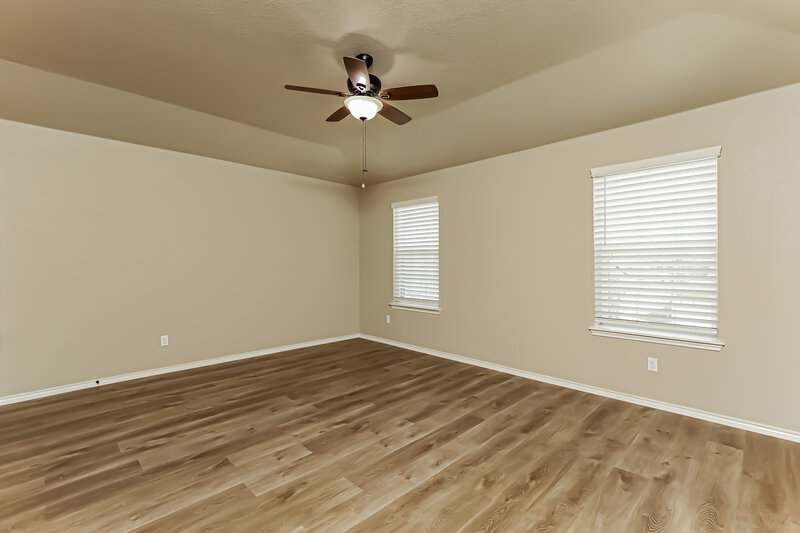 1,850/Mo, 1433 Anise Ln San Antonio, TX 78245 Main Bedroom View