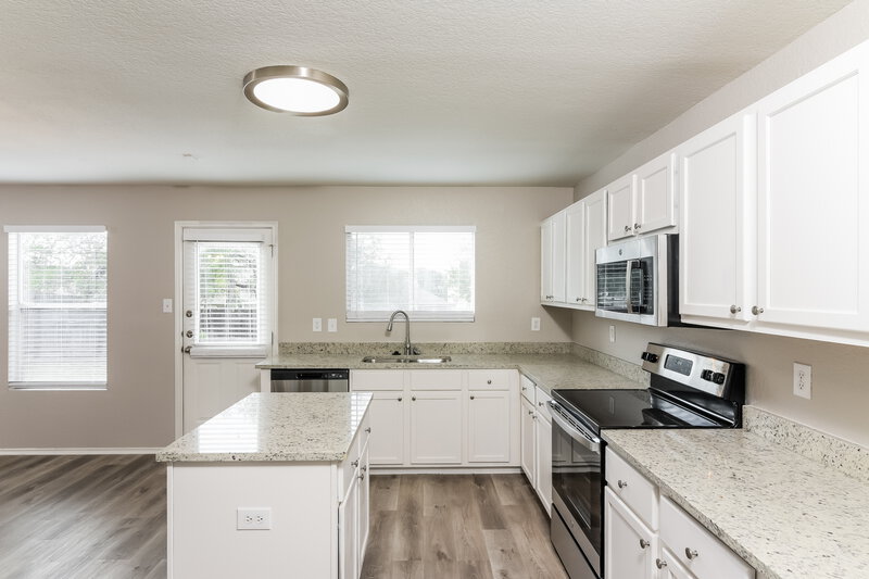 2,040/Mo, 234 Ville Serene San Antonio, TX 78253 Kitchen View